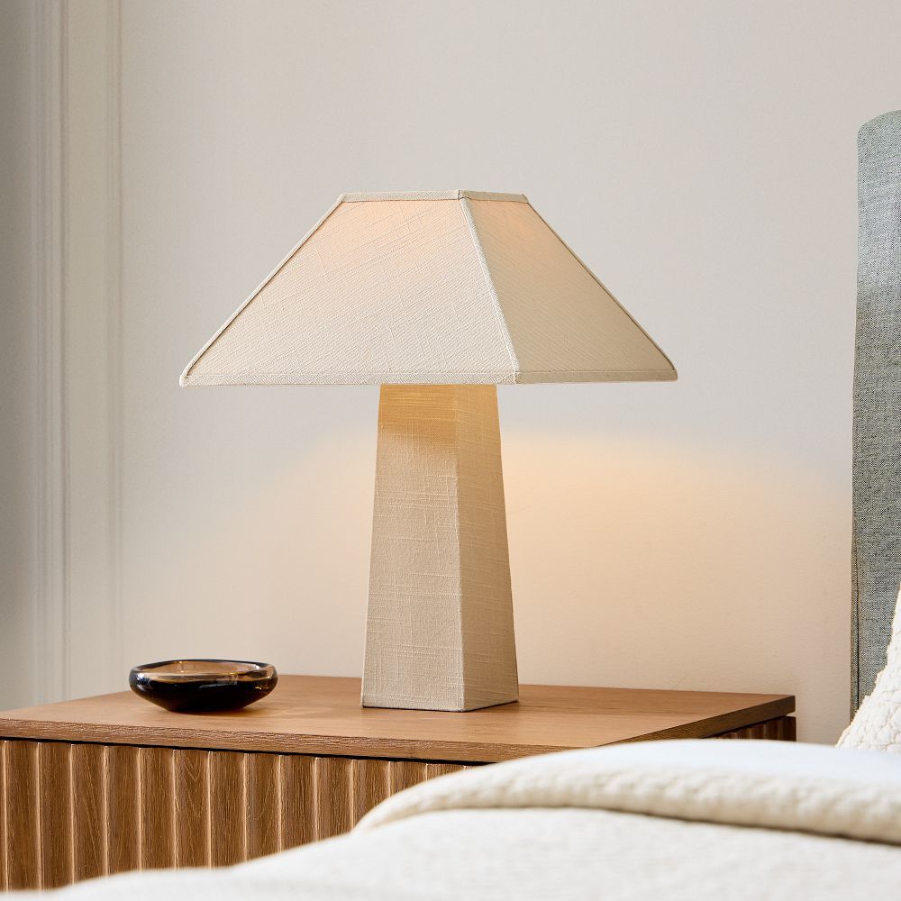 Marnie Linen Table Lamp (18.5")